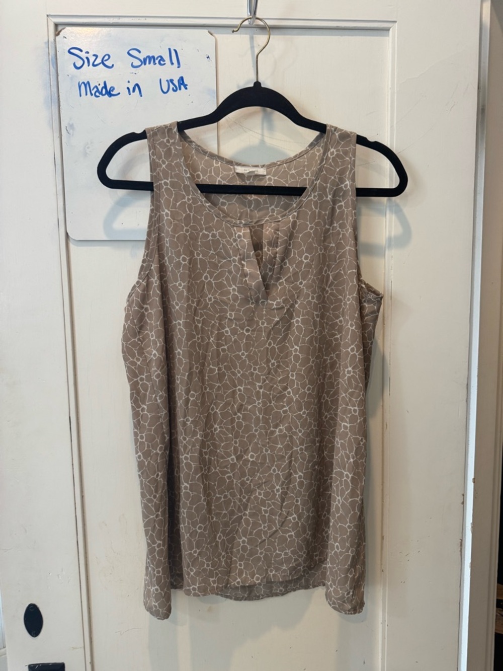 Pleione Taupe Floral-Print Sleeveless Camisole